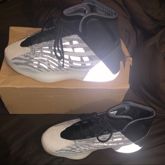 Yeezy Basketball Quantum Black in 2020 Yeezy Black All.
